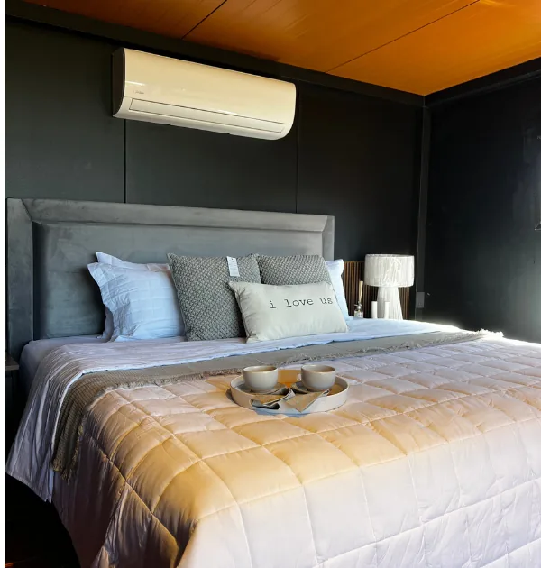 Dormitorio de The Loft con aire acondicionado